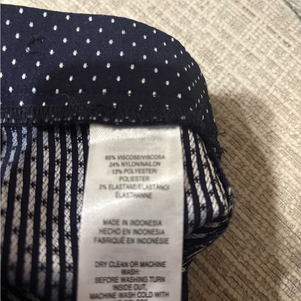 Jones New York Women's Navy Patterned Dress Pants 2x - Picture 7 of 7